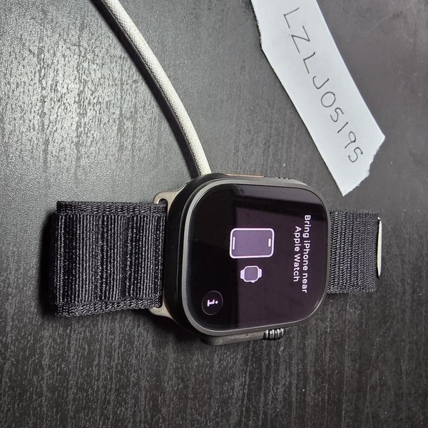 Apple Watch Ultra 3 49mm - Unlocked, Black, A3281