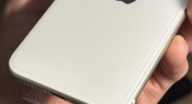 Mint
													Apple iPhone SE 3rd Gen 2022 - AT&T, Starlight, 64 GB, A2595, photo 2 of 5