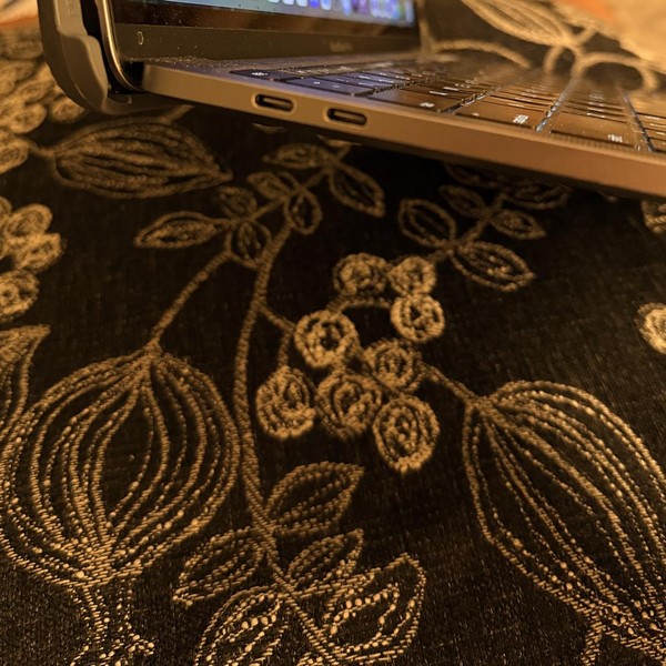 MacBook Pro 2020 - 13 inch - 256 GB, Silver, 8 GB, Apple M1