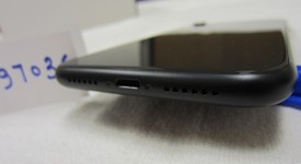 Mint
													Apple iPhone Xr - Unlocked, Black, 64 GB, A1984, photo 3 of 14