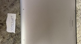 Good
													MacBook Pro 2015 (Retina) - 15" - Silver, 1 TB, 16 GB, photo 4 of 5