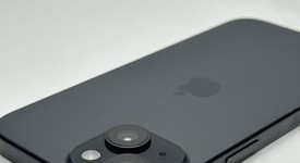 Mint
													Apple iPhone 15 - Unlocked, Black, 128 GB, A2846, photo 3 of 7