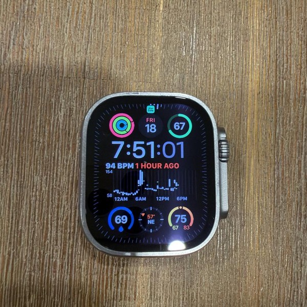 Apple Watch Ultra 2 49mm - Unlocked, Natural, A2986