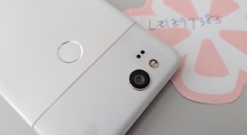 Fair
													Google Pixel 2 - Unlocked, White, 64 GB, Google Edition, photo 4 of 6