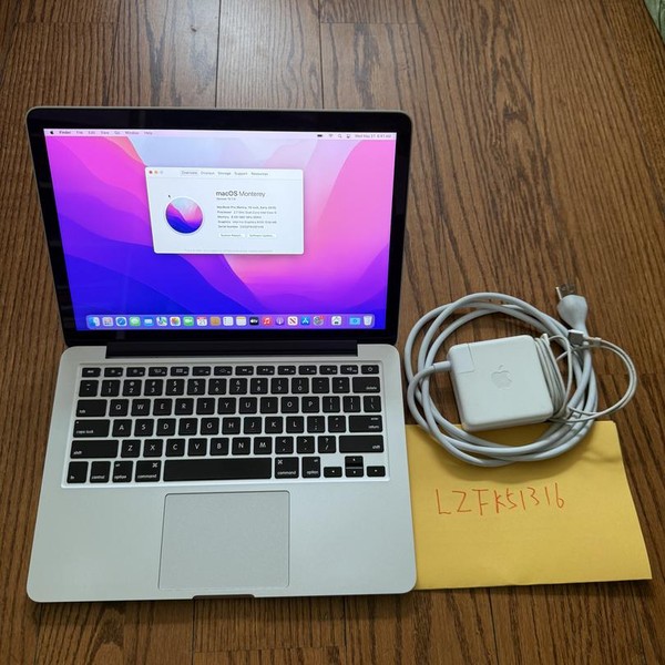 MacBook Pro 2015 (Retina) - 13 inch - 128 GB, Silver, 8 GB
