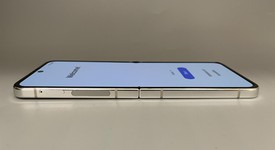 Fair
													Samsung Galaxy Z Flip5 - T-Mobile, Cream, 512 GB, 8 GB, SM-F731U, photo 5 of 8