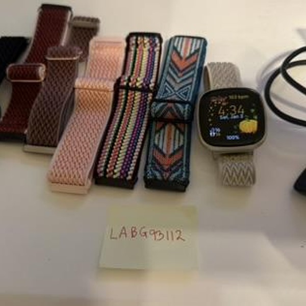 Fitbit Versa 2 - Gold, Special Edition