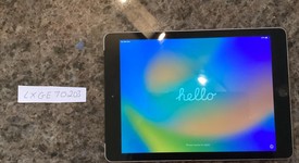 Good
													Apple iPad 5th Gen - AT&T, Silver, 32 GB, A1823, photo 2 of 2