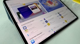 Mint
													Apple iPad Pro 13" (M4) 2024 - Unlocked, Silver, 512 GB, 8 GB, A2926, Standard Glass, photo 1 of 15