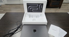 Mint
													MacBook Pro 2024 - 14" - Apple M4, Space Black, 512 GB, 16 GB, photo 5 of 9