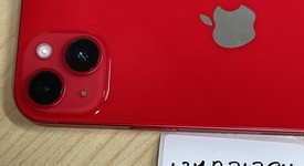 Fair
													Apple iPhone 14 Plus - Unlocked, Red, 128 GB, A2632, photo 3 of 5