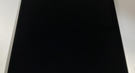 Mint
													Apple iPad Air 5th Gen - Unlocked, Starlight, 64 GB, A2589, photo 2 of 5