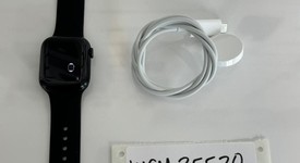 Good
													Apple Watch Series 7 41mm - Midnight, A2473 - GPS, Aluminum, photo 1 of 5