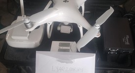Used
													DJI Phantom 4, photo 4 of 4
