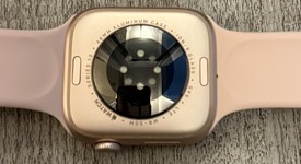 Good
													Apple Watch Series 10 46mm - Unlocked, Rose Gold, A3003 - Cellular, Aluminum, photo 5 of 9
