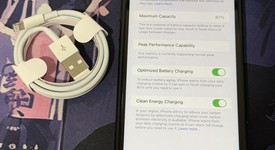 Good
													Apple iPhone Xr - Unlocked, Black, 64 GB, A1984, photo 3 of 6