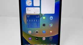 Good
													Apple iPad Pro 11" 2018 - Unlocked, Silver, 64 GB, A2013, photo 1 of 6