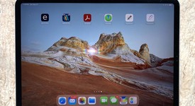 Mint
													Apple iPad Pro 11" 2018 - Unlocked, Silver, 256 GB, A2013, photo 3 of 11