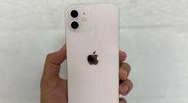 Good
													Apple iPhone 12 - Unlocked, White, 128 GB, A2172, photo 3 of 7