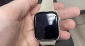Good
													Apple Watch Series 7 45mm - Unlocked, Starlight, A2477 - Cellular, Aluminum, photo 5 of 5