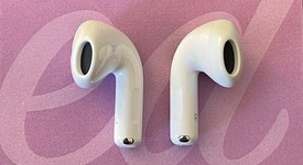 Used
													Apple AirPods 4th Gen - Standard, photo 4 of 5