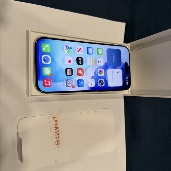 Apple iPhone Air - Unlocked, 256 GB, Space Black, A3260