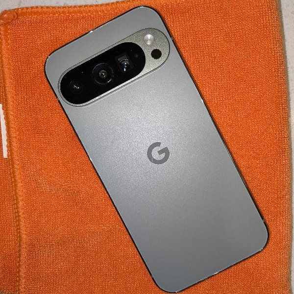 Google Pixel 9 Pro - T-Mobile, 256 GB, Hazel, 16 GB, GR83Y