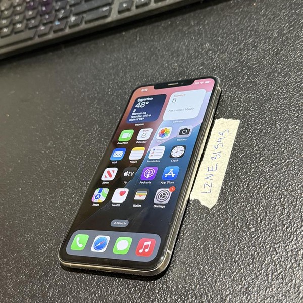 Apple iPhone Xs Max - Unlocked, 64 GB, Silver, A1921