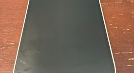 Mint
													Apple iPhone 13 - Unlocked, Starlight, 128 GB, A2482, photo 5 of 16