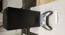 Good
													Xbox Series X (2020) - Black, 1 TB, standard, photo 1 of 5