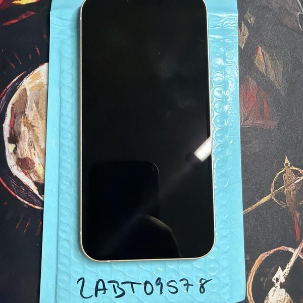 Apple iPhone 14 Plus - Unlocked, 128 GB, Starlight, A2632