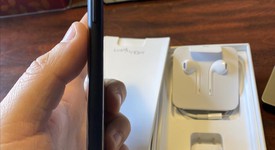 Mint
													Apple iPhone Xr - T-Mobile, Black, 64 GB, A1984, photo 6 of 6