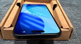 Mint
													Apple iPhone 15 Plus - Unlocked, Black, 128 GB, A2847, photo 2 of 7