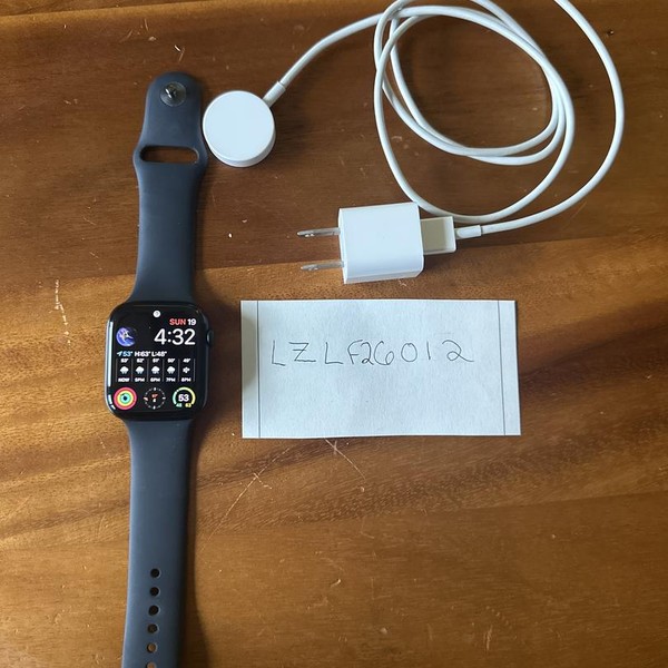Apple Watch Series 9 45mm - Midnight, A2980 - GPS, Aluminum
