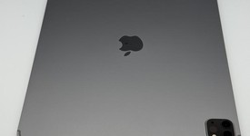 Mint
													Apple iPad Pro 12.9" 6th Gen 2022 - Unlocked, Gray, 256 GB, photo 3 of 6