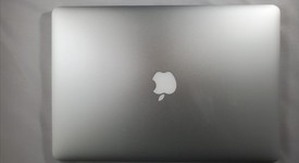 Good
													MacBook Pro 2015 (Retina) - 15" - Silver, 256 GB, 16 GB, photo 1 of 13