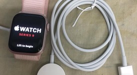 Good
													Apple Watch Series 9 41mm - Unlocked, Pink, A2982 - Cellular, Aluminum, photo 1 of 4