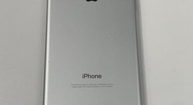 Fair
													Apple iPhone 7 - Unlocked, Silver, 32 GB, A1660, photo 3 of 5