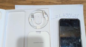 Good
													Nothing Phone (2) - Unlocked, Gray, 256 GB, 12 GB, photo 4 of 5