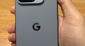 Mint
													Google Pixel 10 Pro Fold - Unlocked, Moonstone, 512 GB, GU0NP, photo 3 of 8