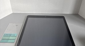 Fair
													Apple iPad 9th Gen - Wi-Fi, Silver, 64 GB, A2602, photo 2 of 5