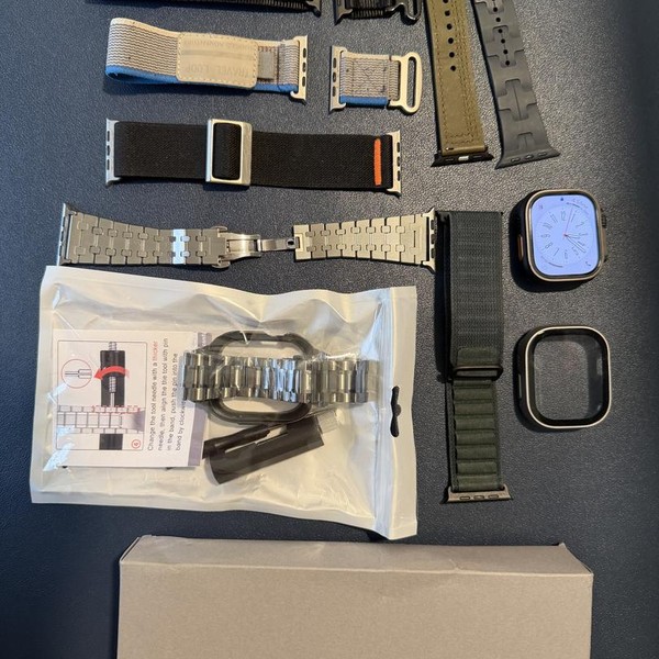 Apple Watch Ultra 2 49mm - Unlocked, Black, A2986