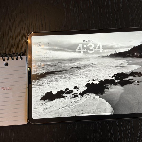 Apple iPad Pro 11 inch 4th Gen 2022 - Verizon, 128 GB, Gray