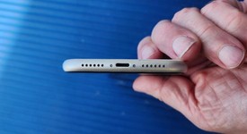 Mint
													Apple iPhone 11 - Unlocked, White, 128 GB, A2111, photo 3 of 11