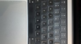 Good
													MacBook Pro 2021 - 14" - Apple M1 Pro 8-core, Silver, 512 GB, 32 GB, photo 4 of 9