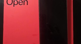 Mint
													OnePlus Open - Unlocked, Red, 1 TB, 16 GB, Apex Edition, photo 3 of 13