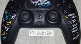 Mint
													DualSense Wireless Controller - Black, LeBron James Limited Edition, photo 1 of 5