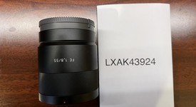 Mint
													Sony SEL55F18Z Zeiss FE 55mm f1.8 Sonnar E-Mount, photo 2 of 6