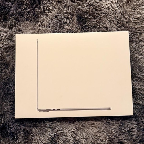 MacBook Air 2024 (M3) - 15 inch - 512 GB, Midnight, 8 GB, Apple M3, 10-core GPU