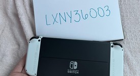 Mint
													Nintendo Switch - OLED - White, 64 GB, photo 4 of 7